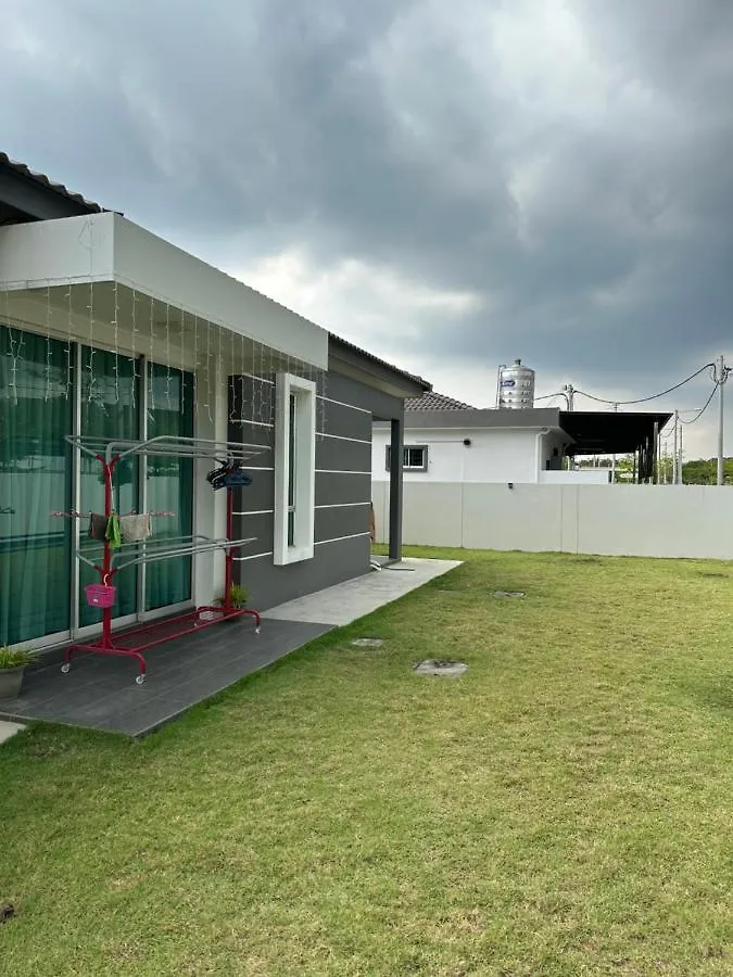 Camelia Homestay Malacca 0*,  Malaysia