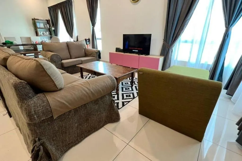 Holiday home Camelia Homestay Malacca